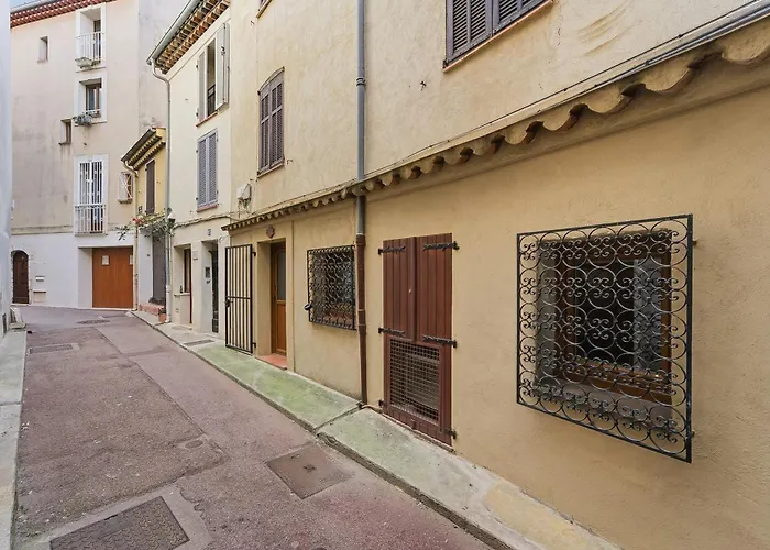 La Pompe - Climatise Proche De La * Antibes