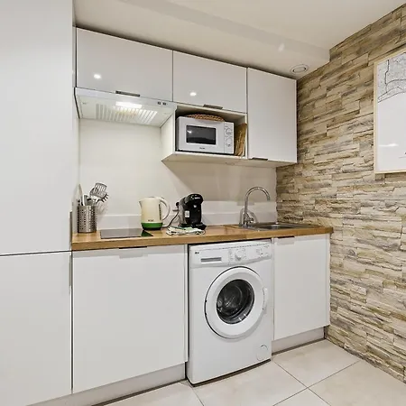 La Pompe - Climatise Proche De La