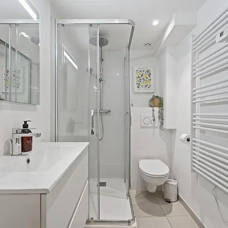 La Pompe - Climatise Proche De La 昂蒂布